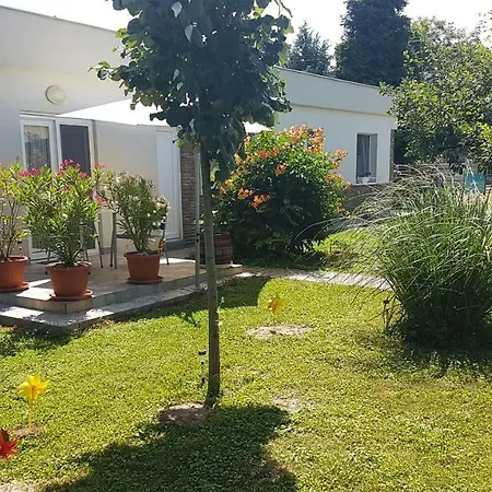Πανσιόν Hovirag *